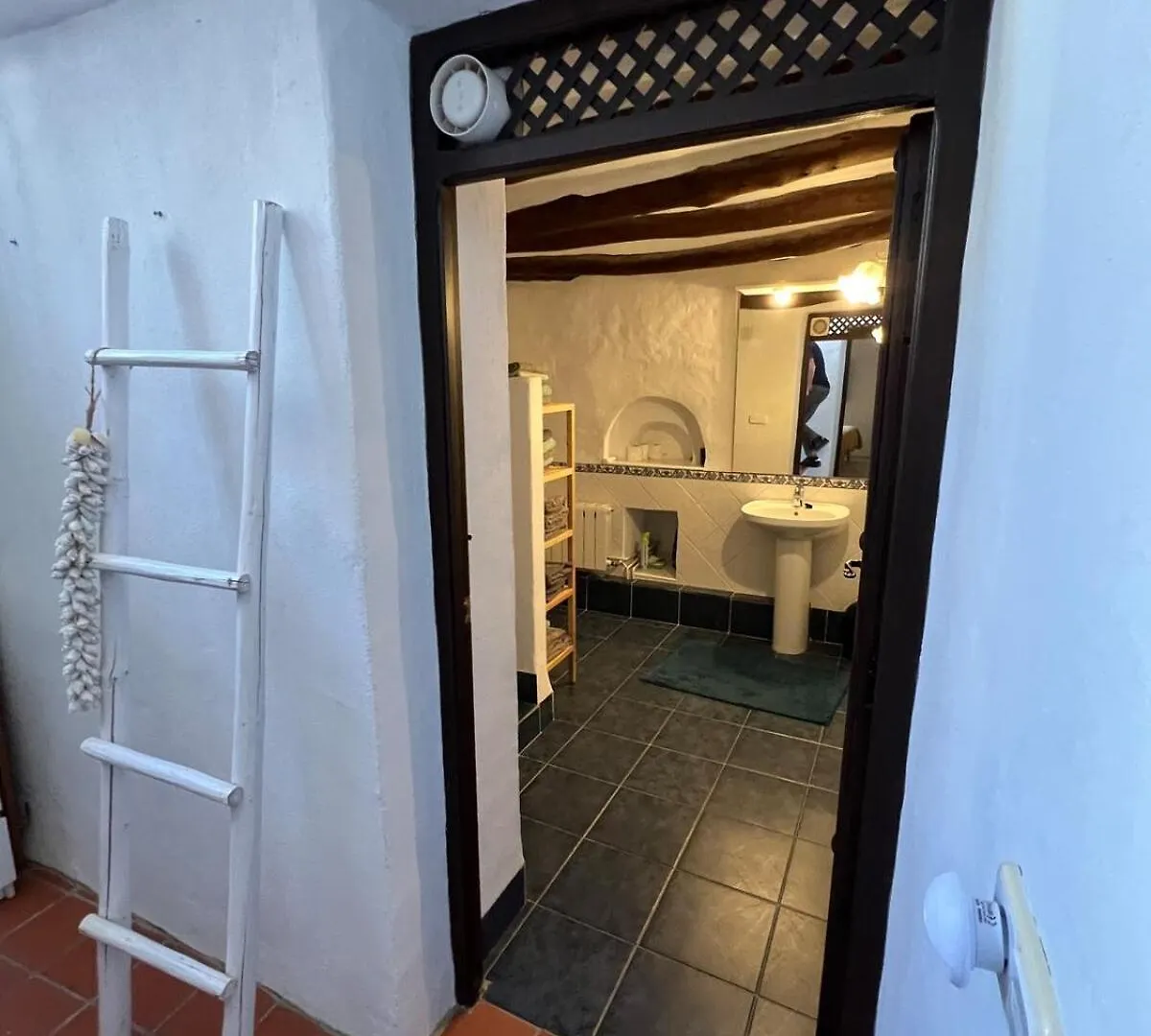 Comares Finca Maran Moorish Style With Rooftop And Pool בית נופש